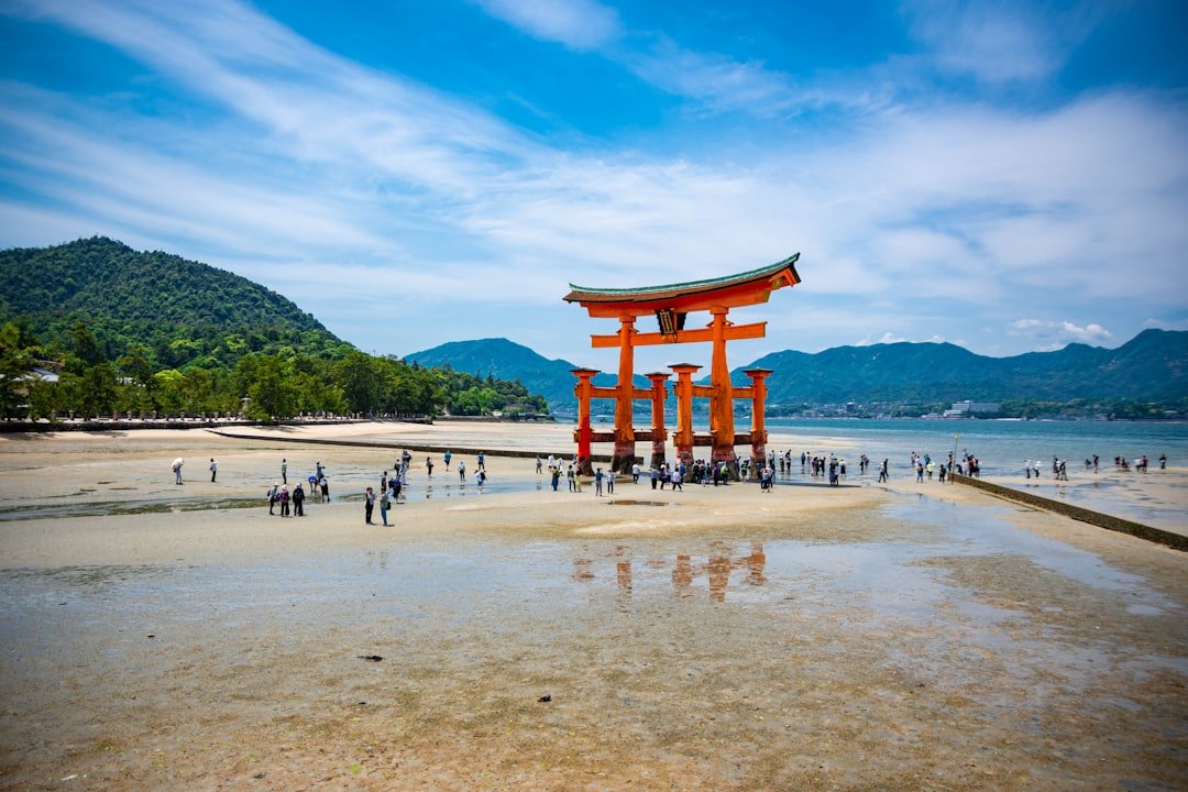 Itsukushima shrine floating torii