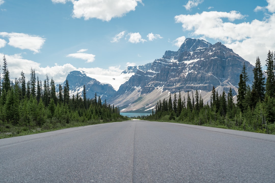 Icefields Parkway mountain highway