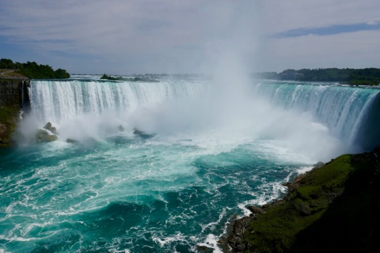 See Niagara Falls Like a Local: Views, Attractions & Insider Tips