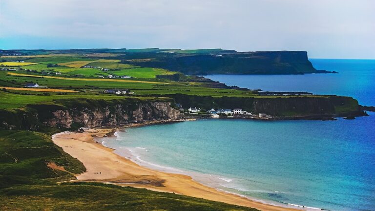 Coastal Ireland’s Most Charming Villages: Where Sea, Stone and Stories Meet