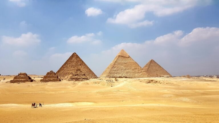 Egypt Uncovered: Pyramids, Nile Journeys and Red Sea Retreats