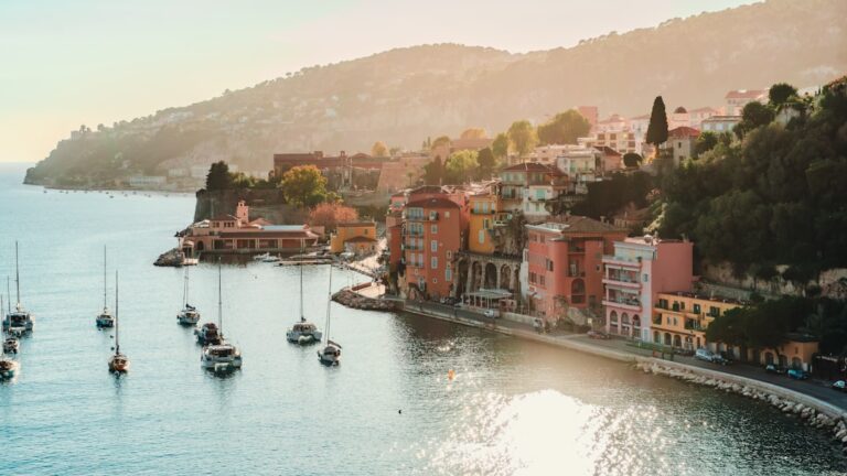 Coastal Gems of Southern France: Charming Towns from Nice to Collioure