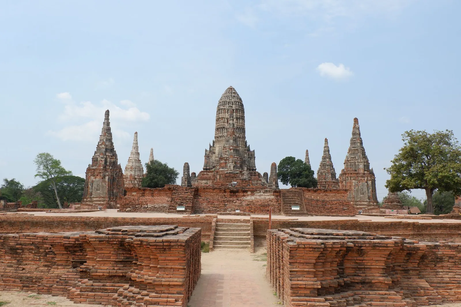Wat Chaiwatthanaram temple ruins in Ayutthaya, Thailand showcasing historical architecture.